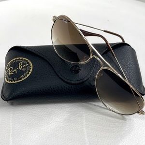 Ray Ban Aviator RB3025 gradient brown sunglasses